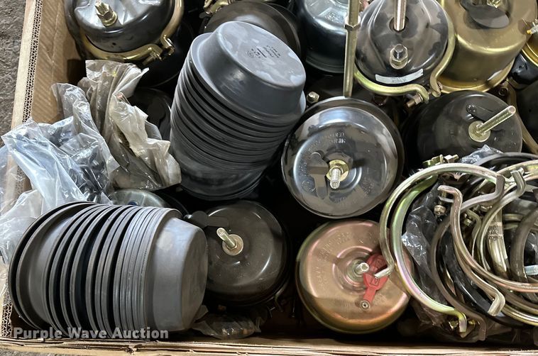 image for item DP8344 (2) pallets of truck parts