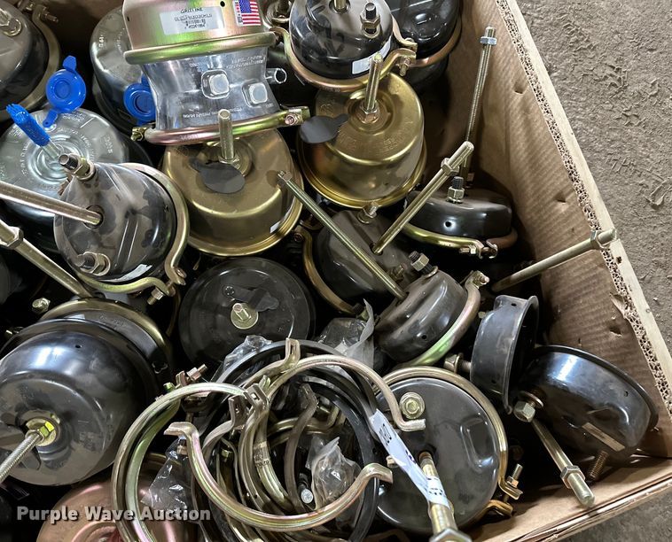 image for item DP8344 (2) pallets of truck parts