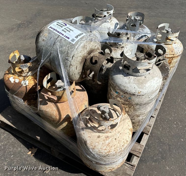 image for item DP8354 (13) LPG tanks