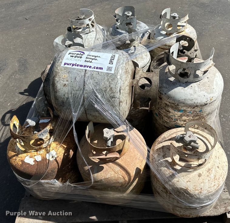 image for item DP8354 (13) LPG tanks