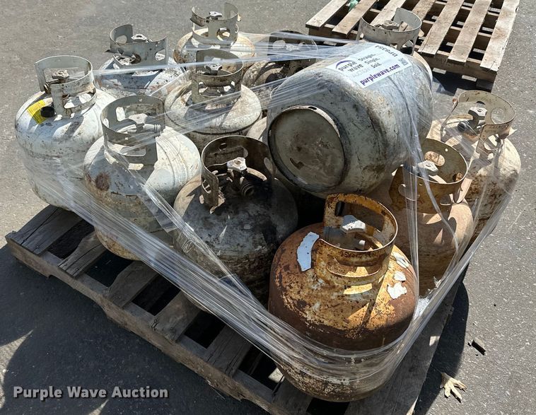 image for item DP8354 (13) LPG tanks