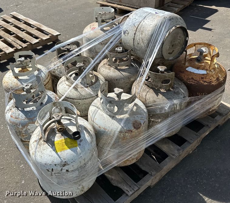 image for item DP8354 (13) LPG tanks