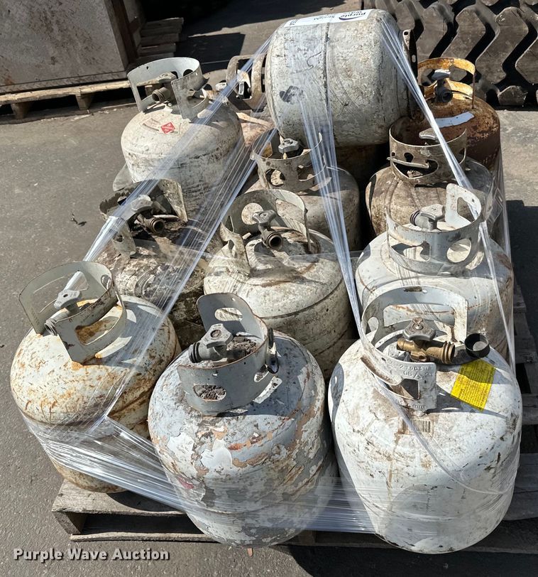 image for item DP8354 (13) LPG tanks