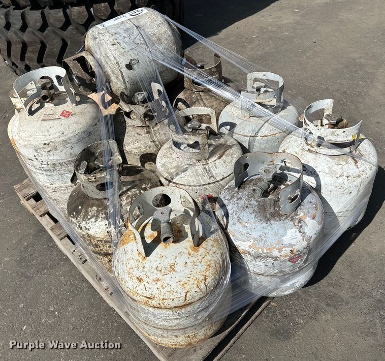 image for item DP8354 (13) LPG tanks