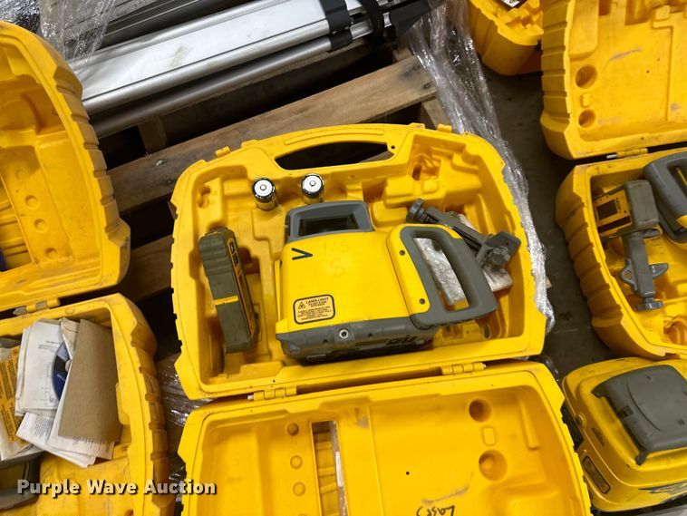 image for item DQ0605 Spectra laser leveling equipment