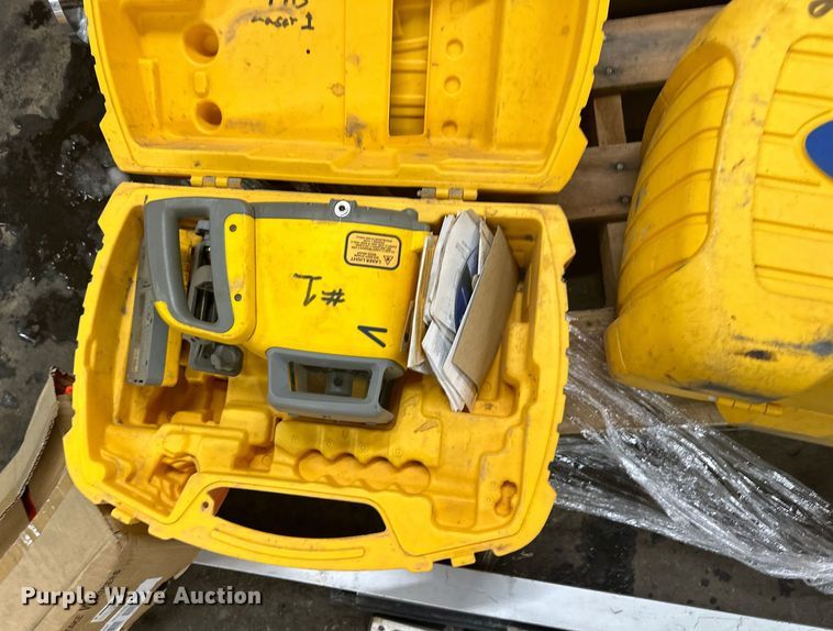 image for item DQ0605 Spectra laser leveling equipment