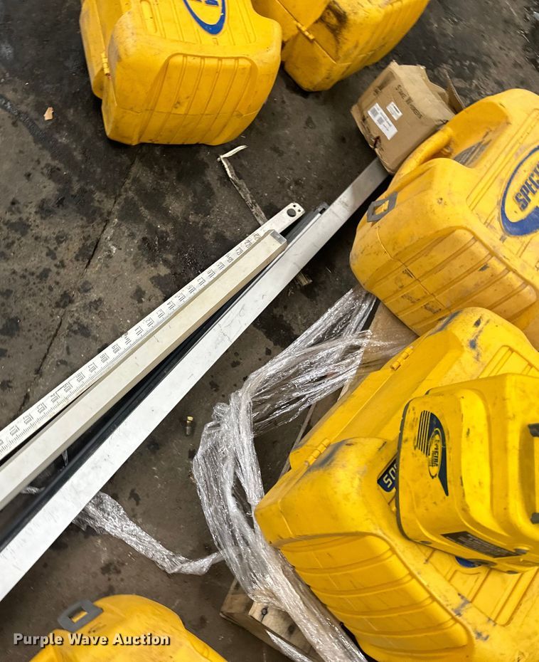 image for item DQ0605 Spectra laser leveling equipment