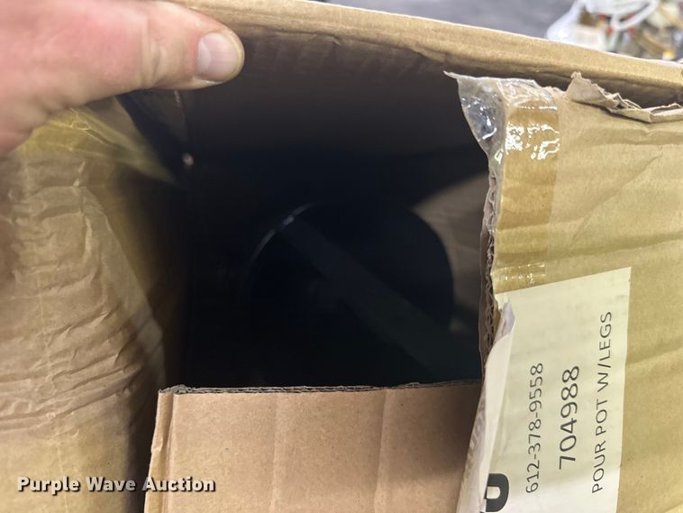 image for item DQ0608 Road safety equipment