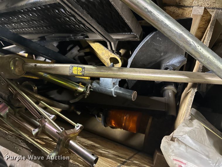 image for item DQ0616 Paver parts