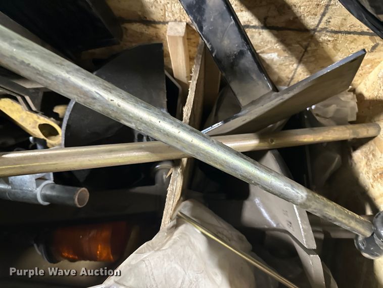 image for item DQ0616 Paver parts