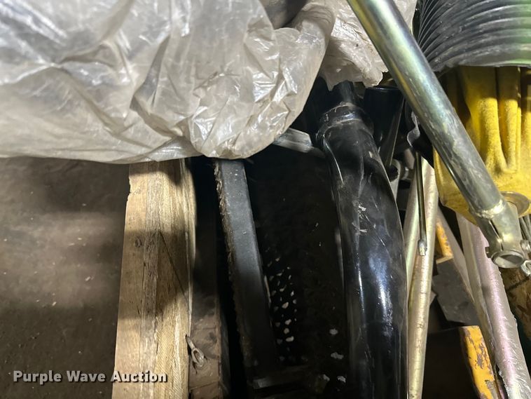 image for item DQ0616 Paver parts