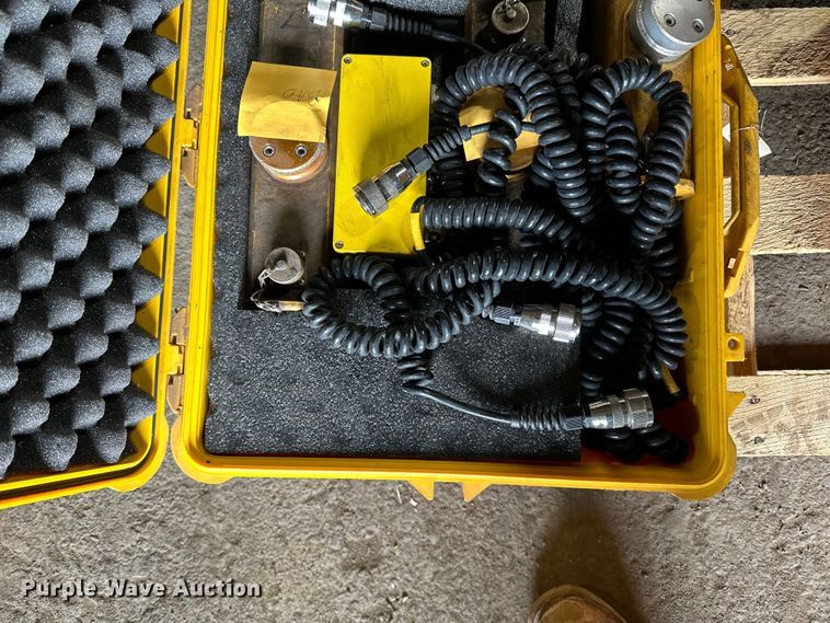 image for item DQ0656 Paving equipment parts