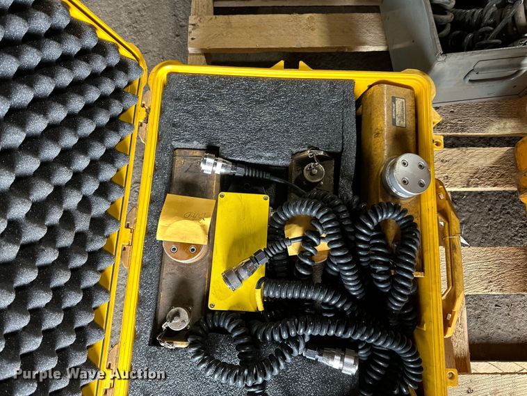 image for item DQ0656 Paving equipment parts