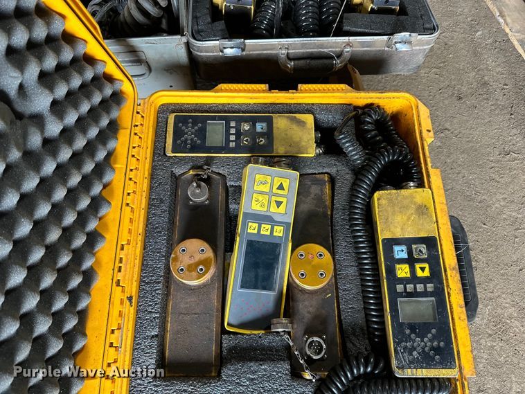 image for item DQ0656 Paving equipment parts