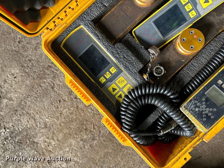 image for item DQ0656 Paving equipment parts