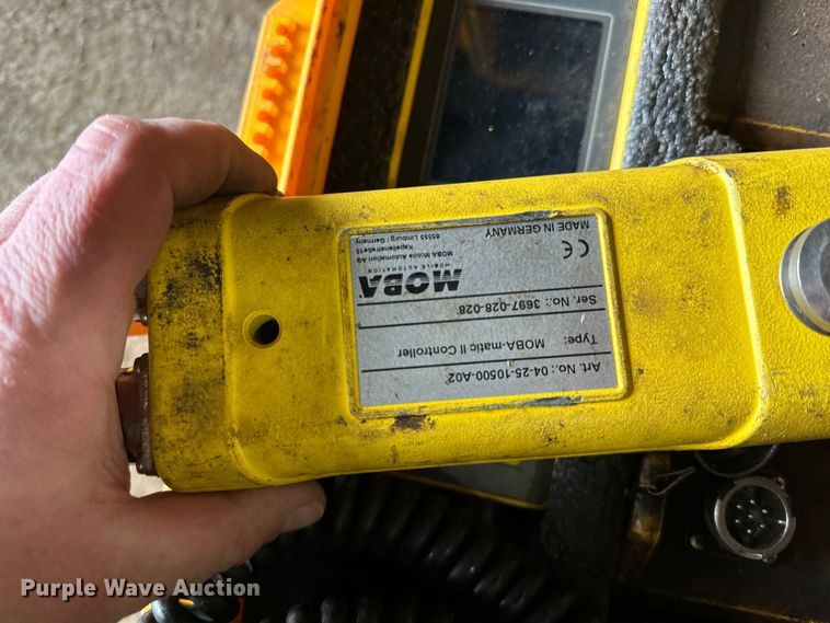 image for item DQ0656 Paving equipment parts