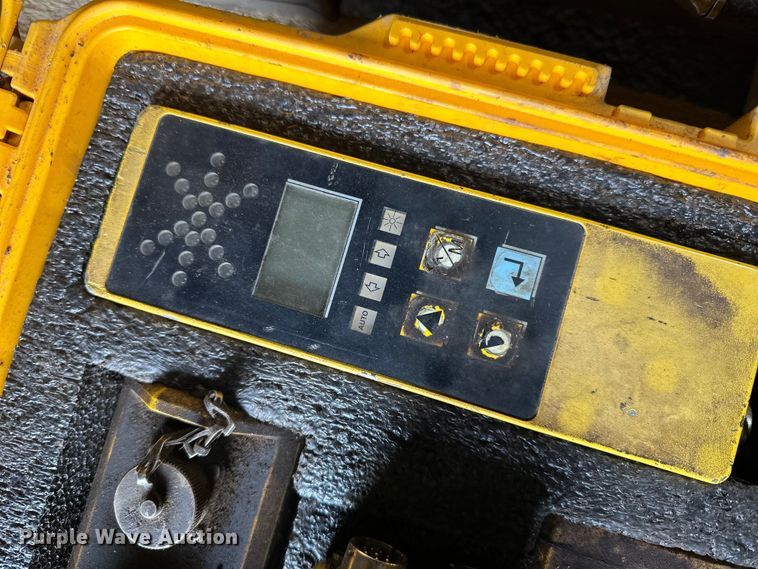 image for item DQ0656 Paving equipment parts