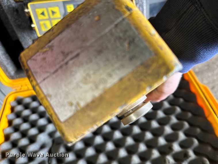 image for item DQ0656 Paving equipment parts