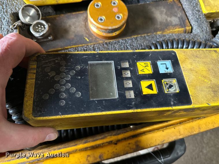 image for item DQ0656 Paving equipment parts