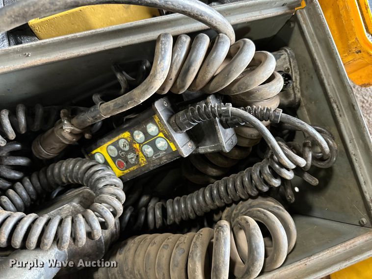 image for item DQ0656 Paving equipment parts