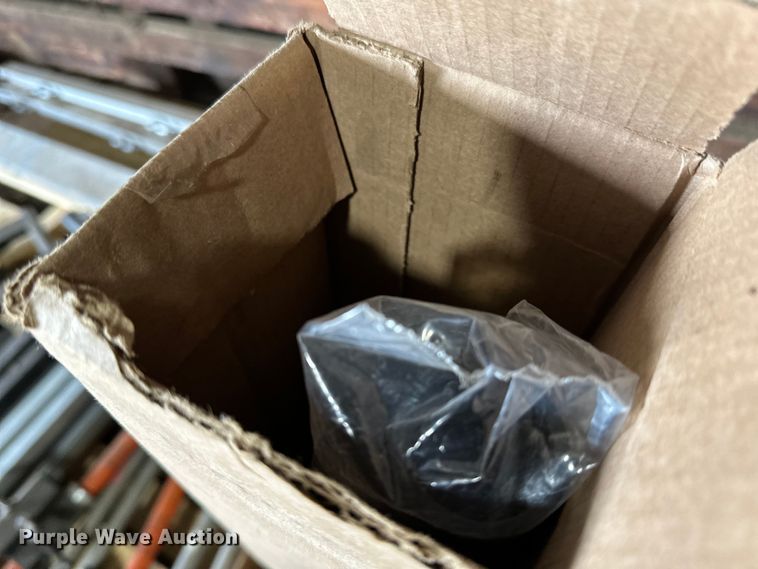 image for item DQ0657 Caterpillar grade and slope controls