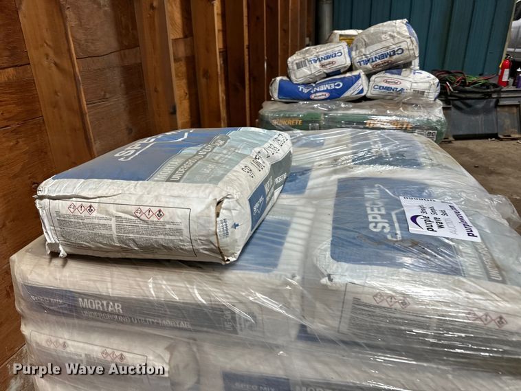 Approximately 57 bags of Spec Mix mortar mix in Stillwater, MN Item