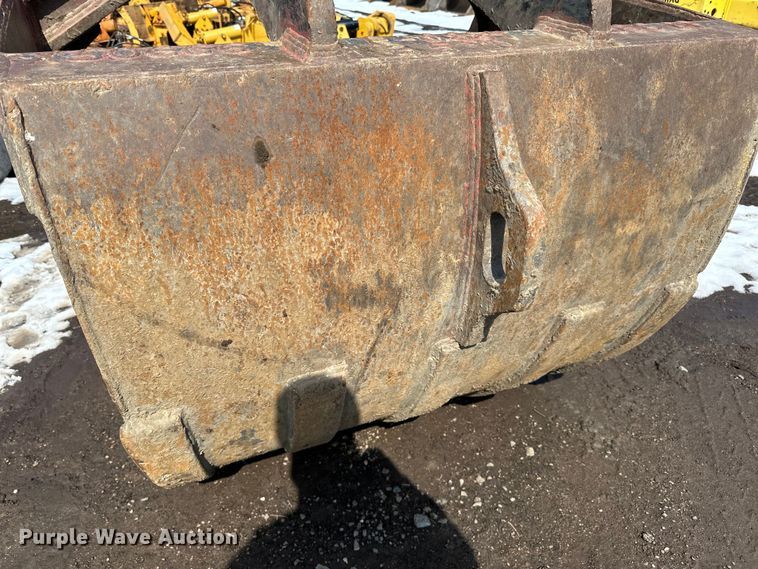 image for item DQ0662 Raveling  60