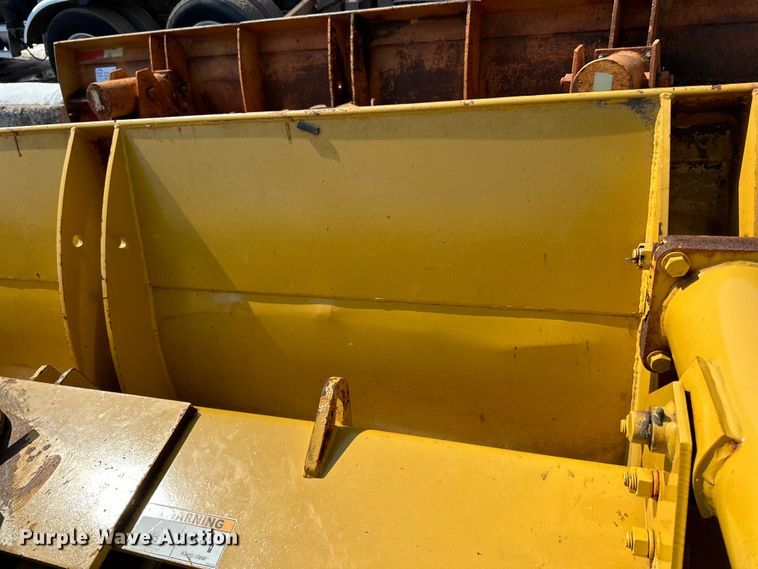 image for item DQ0664 Henke 14' W wheel loader snow plow