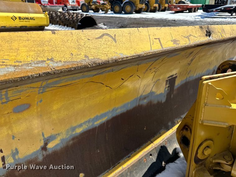 image for item DQ0665 14' W wheel loader snow plow 