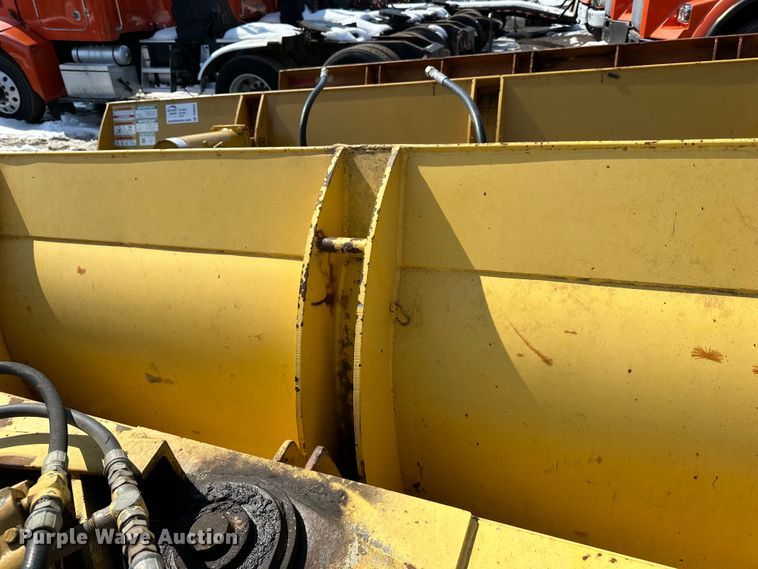 image for item DQ0665 14' W wheel loader snow plow 