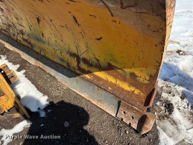 image for item DQ0666 12' W wheel loader snow plow