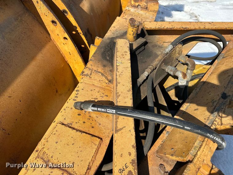 image for item DQ0666 12' W wheel loader snow plow