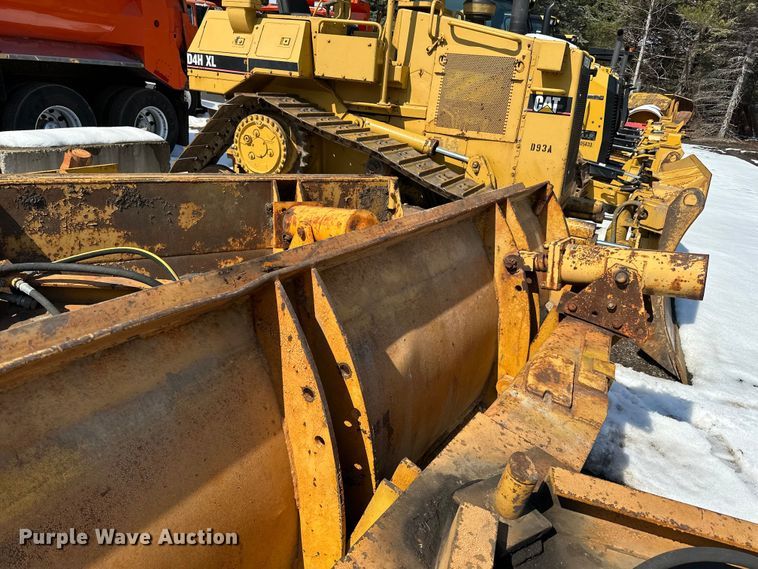 image for item DQ0666 12' W wheel loader snow plow