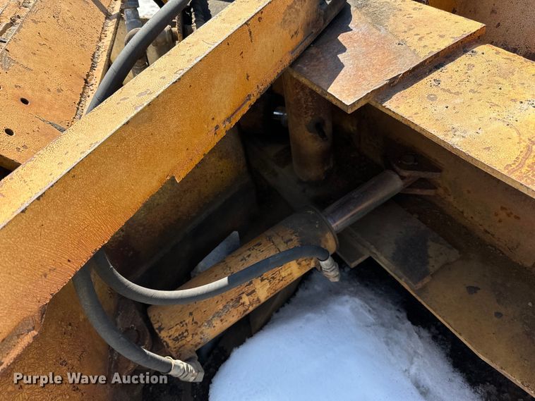 image for item DQ0666 12' W wheel loader snow plow