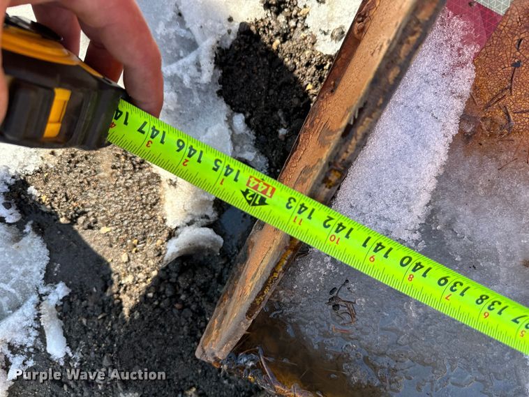 image for item DQ0668 12' W wheel loader snow plow