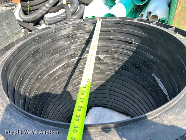 image for item DQ0672 Plastic risers