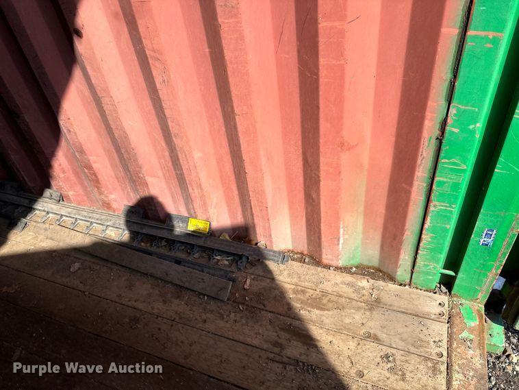 image for item DQ0676 Evergreen  shipping container 