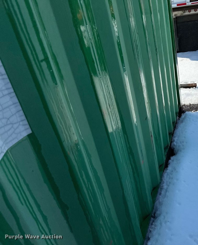 image for item DQ0678 Evergreen  shipping container