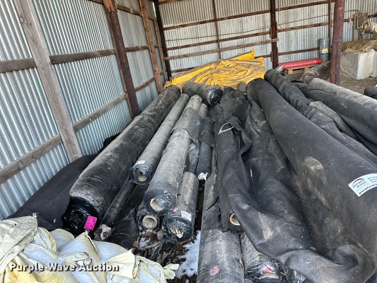 image for item DQ0681 Fencing materials