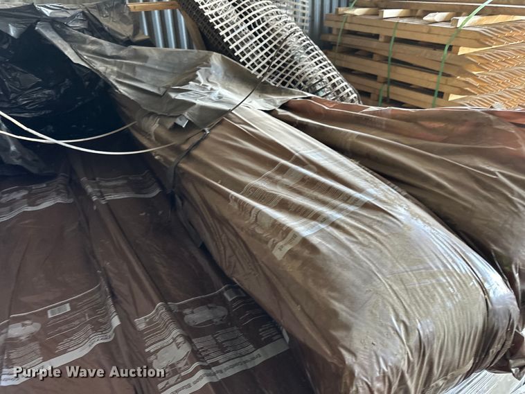 image for item DQ0681 Fencing materials