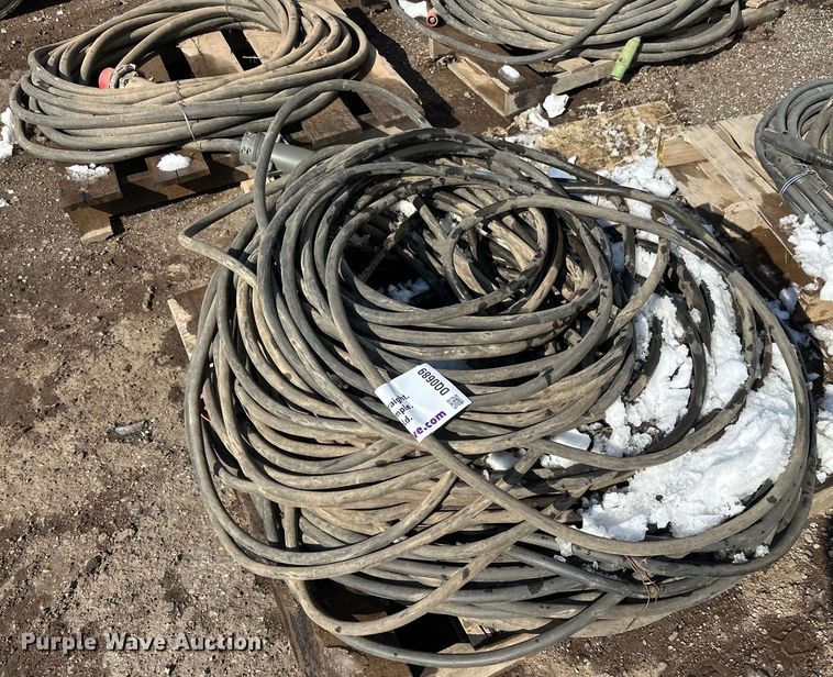 image for item DQ0689 Approximately 350' power cord