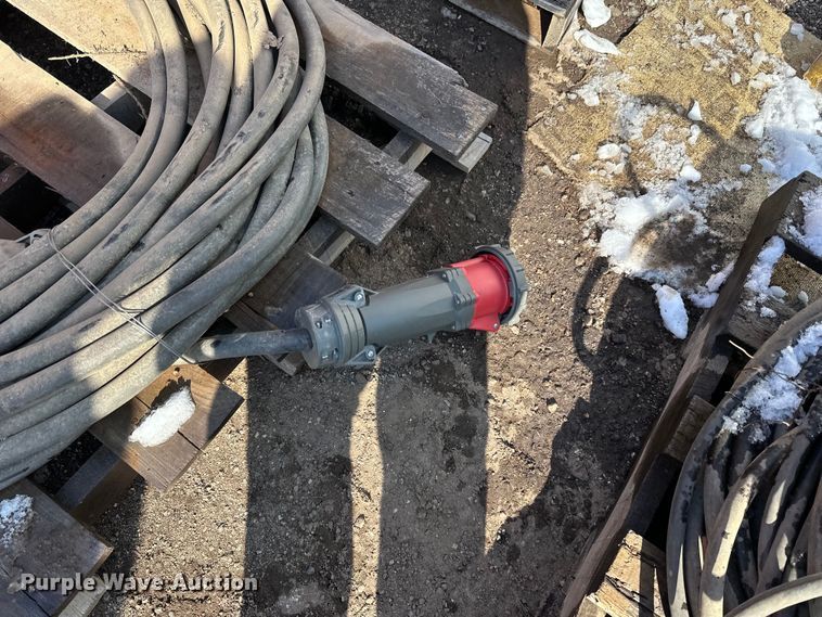 image for item DQ0689 Approximately 350' power cord