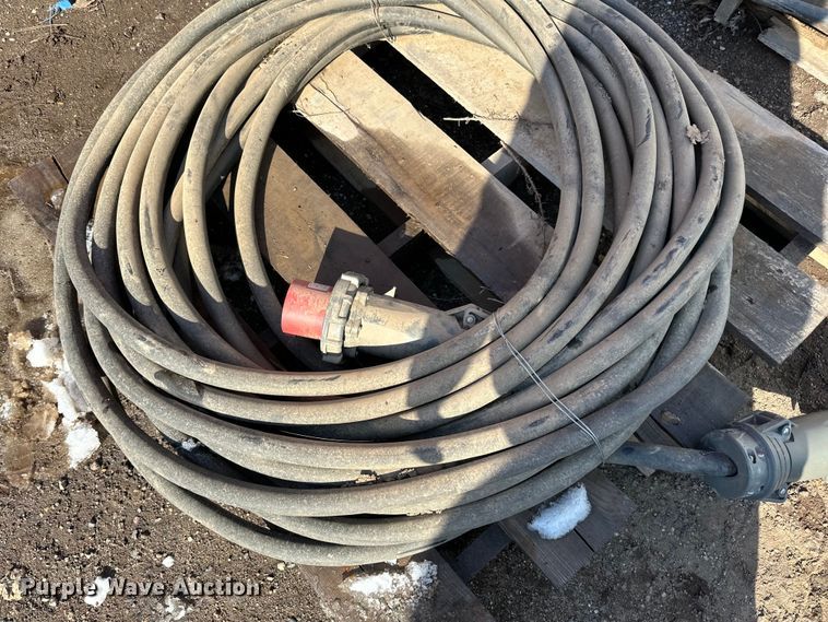 image for item DQ0689 Approximately 350' power cord