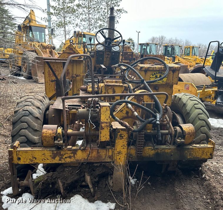 image for item DQ0691 Paver