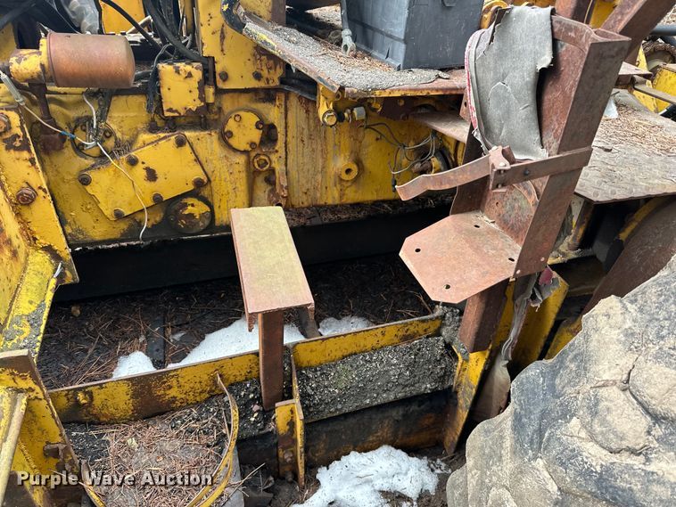 image for item DQ0691 Paver