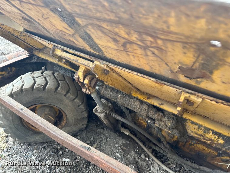 image for item DQ0691 Paver