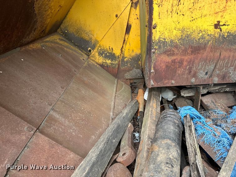 image for item DQ0691 Paver