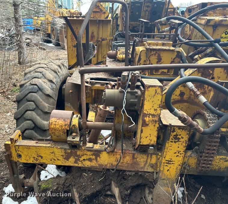 image for item DQ0691 Paver