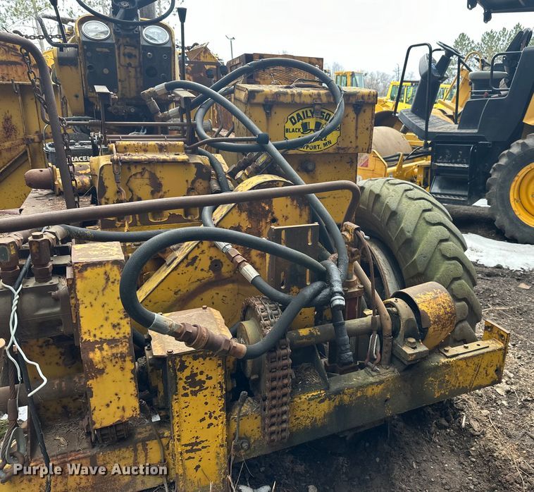 image for item DQ0691 Paver