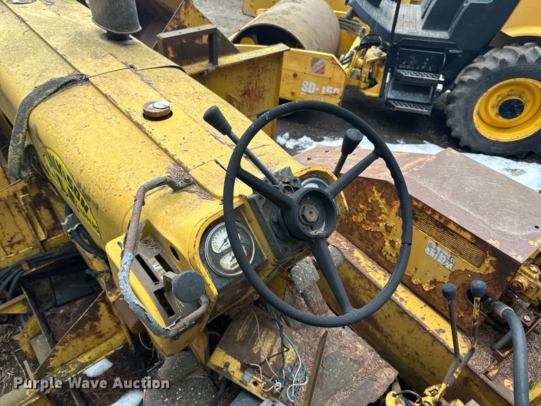 image for item DQ0691 Paver